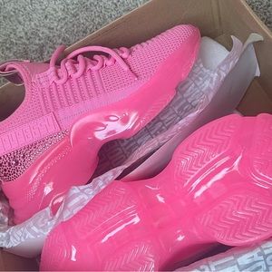 Steve Madden Maxima Hot Pink 8.5